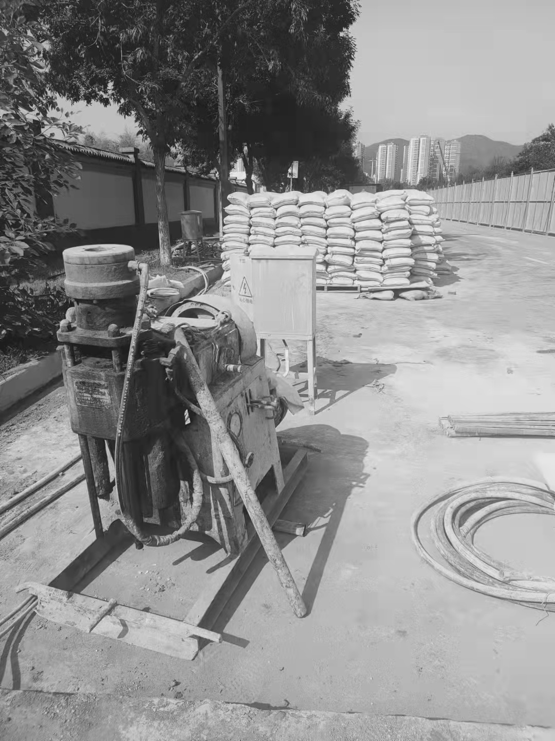 南和场区重载车疑难路基处理方案